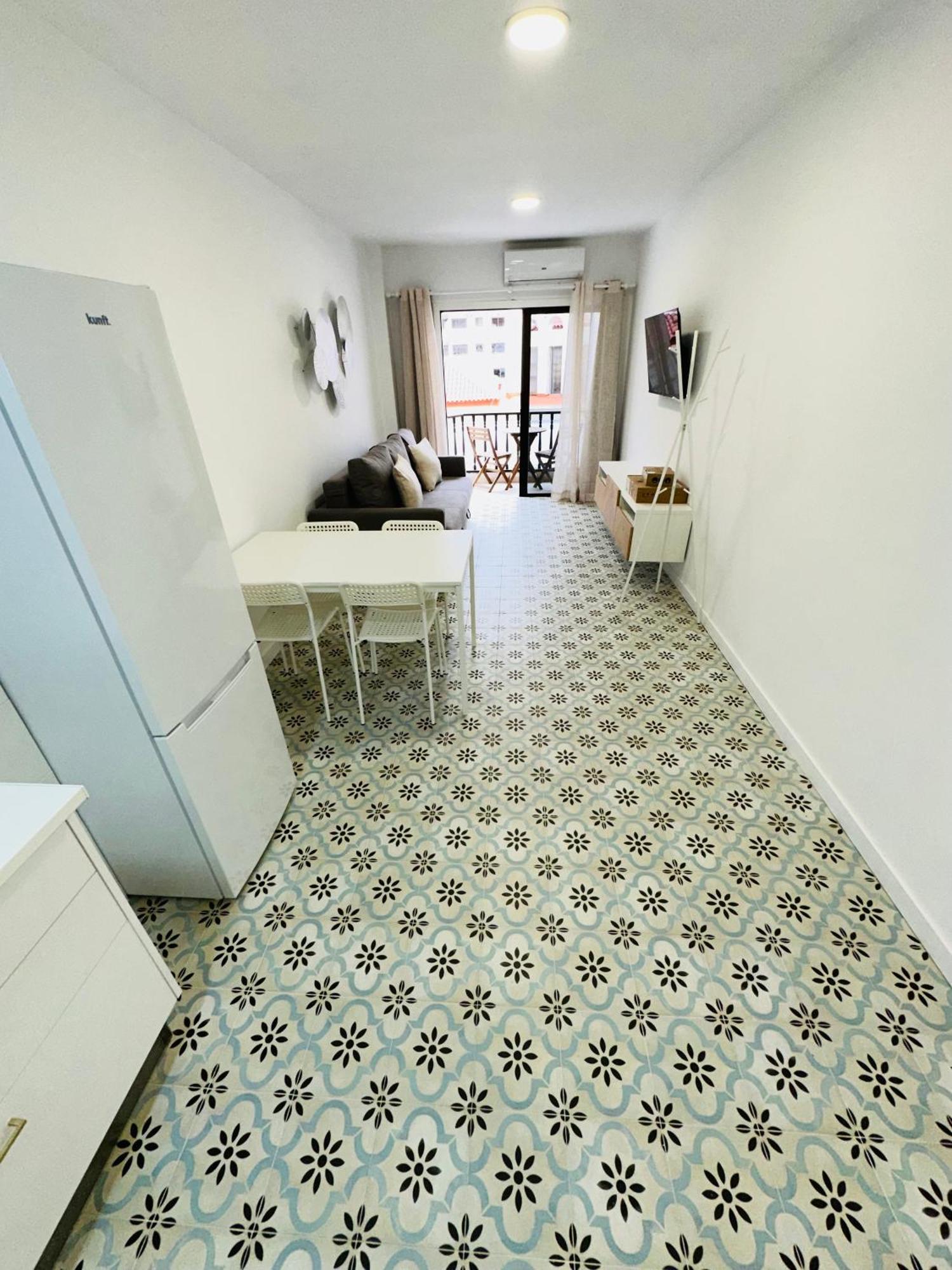 Central Flat Los Cristianos Square Guincho  Exterior photo